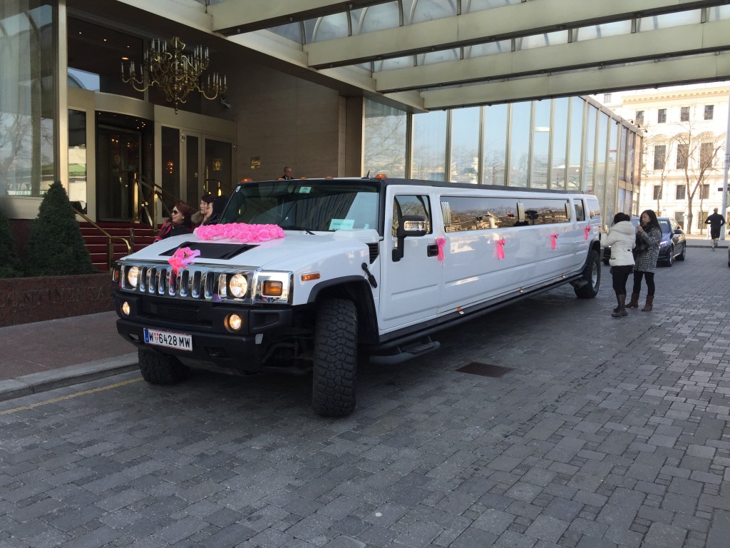 hochzeitslimousine Hummer Stretchlimousine