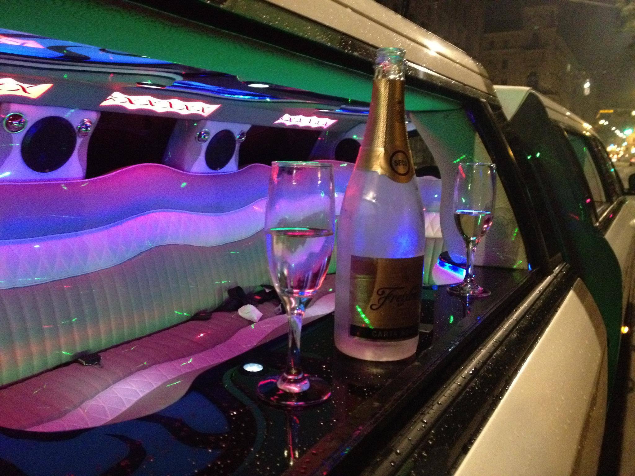 Hummer Limousine Party Wien | E&M Wien